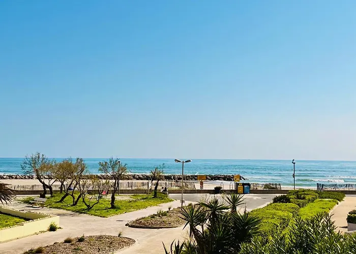 Апартаменты Les Goelands - Bords De Mer, 2 & Parking Палава-ле-Фло